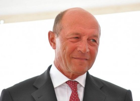 Băsescu: Ponta nu trebuie să ajungă preşedintele României